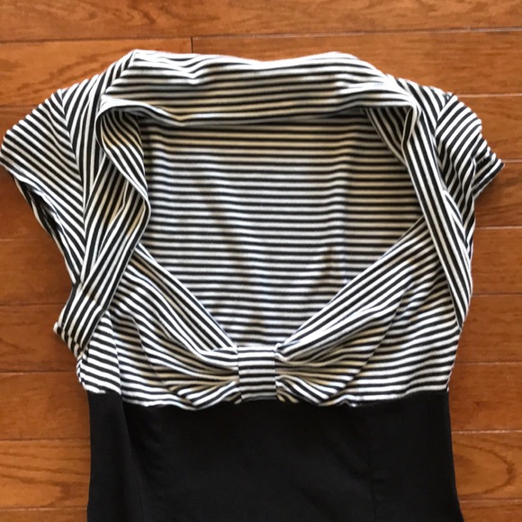 Woman’s Guess Dress New Without Tags! Size 7 - Picture 2 of 6